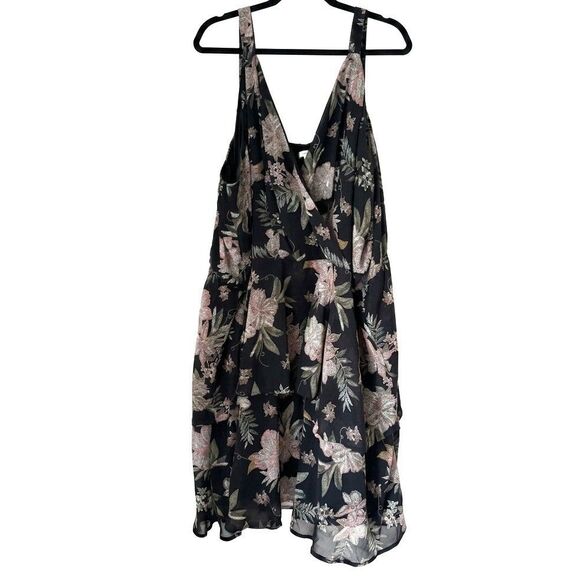 Maurices Dresses & Skirts - Maurices Plus Size 4X Floral Dress Tiered Ruffle V-Neck Black Pink Metallic Glit